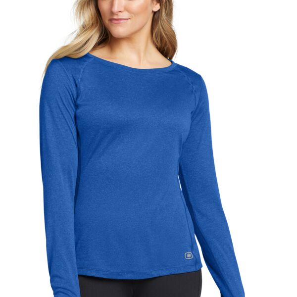 Endurance Ladies Long Sleeve Pulse Crew Thumbnail